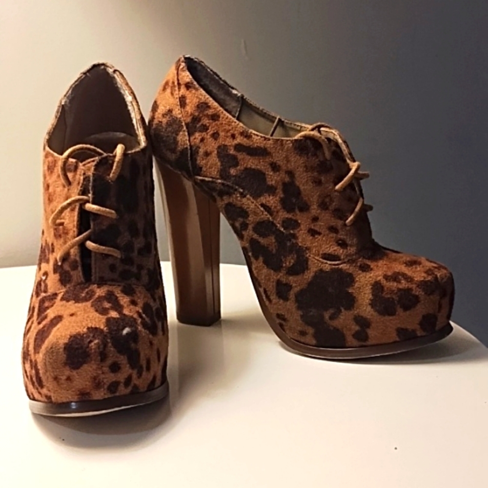 Bonnibel Leopard Elodie Bootie